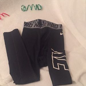 Boys Nike Pro compression tights M